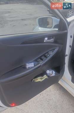 Седан Hyundai Sonata 2014 в 