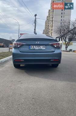 Седан Hyundai Sonata 2015 в 