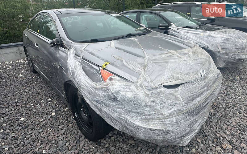 Hyundai Sonata 2013