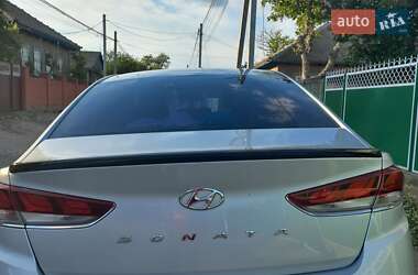 Седан Hyundai Sonata 2017 в Болграді
