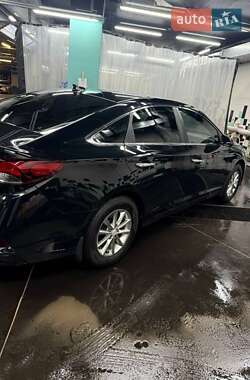 Седан Hyundai Sonata 2017 в 