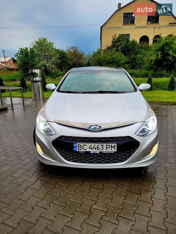 Седан Hyundai Sonata 2014 в Львове