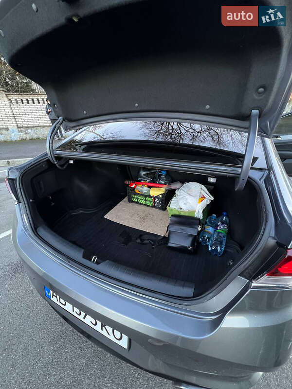 Седан Hyundai Sonata 2018 в Вінниці