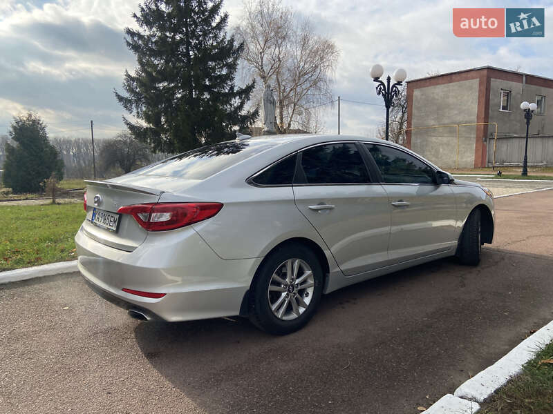 Седан Hyundai Sonata 2016 в Овруче