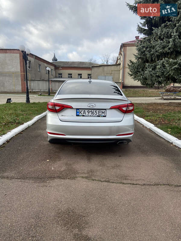Седан Hyundai Sonata 2016 в Овруче