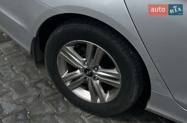 Седан Hyundai Sonata 2013 в 