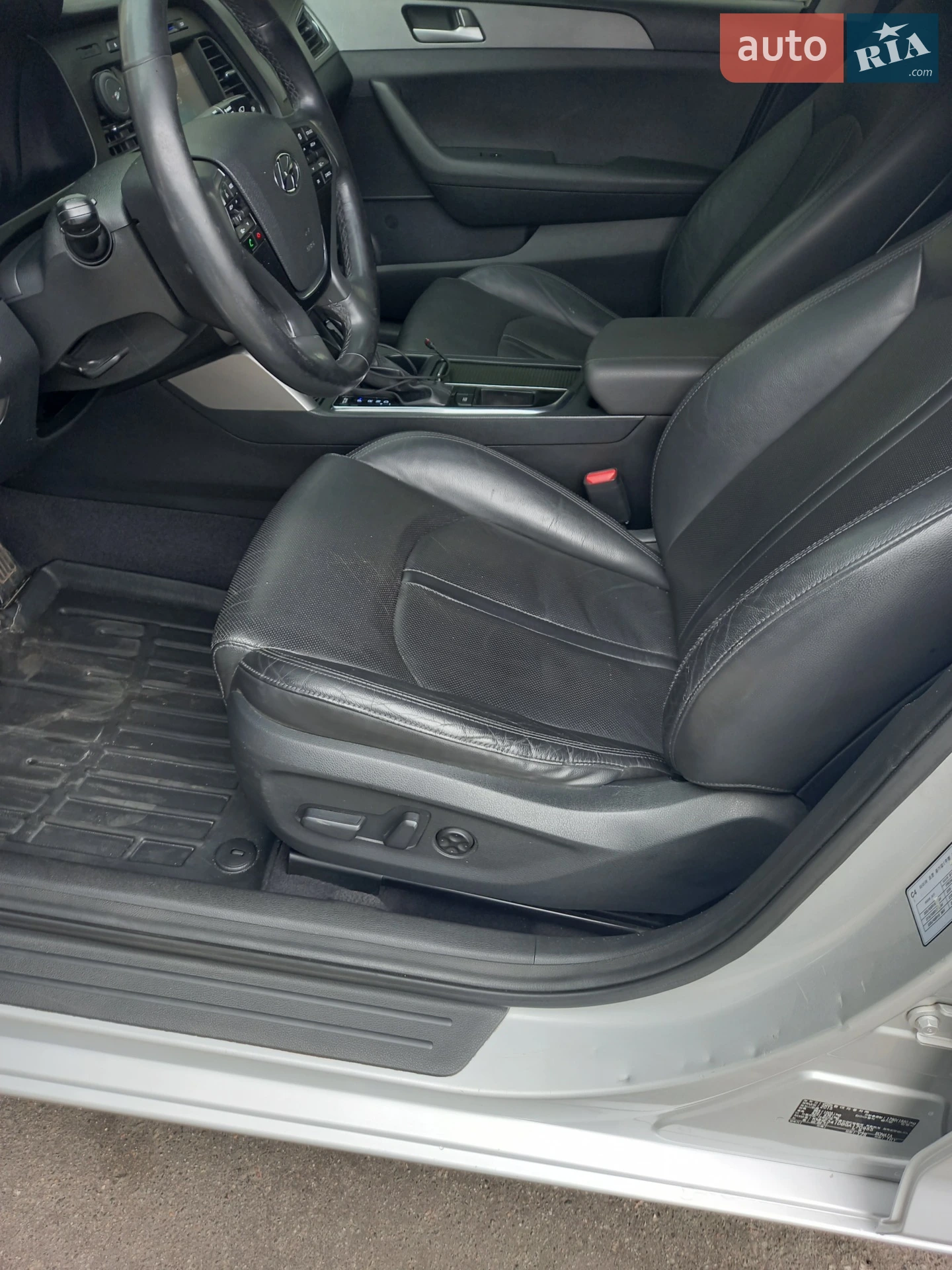 2015 Hyundai Sonata - мініатюра 16