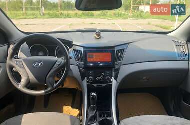 Седан Hyundai Sonata 2010 в 