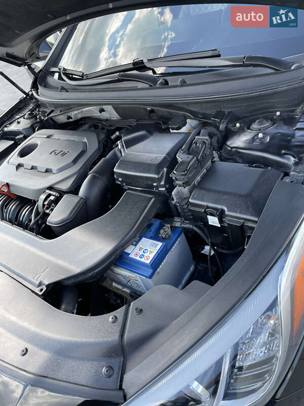 Седан Hyundai Sonata 2015 в Вознесенську