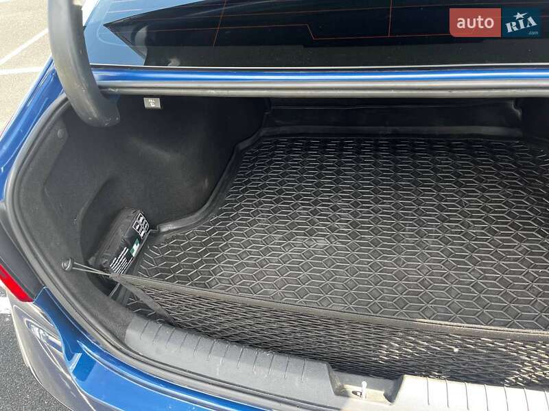 Седан Hyundai Sonata 2015 в Києві