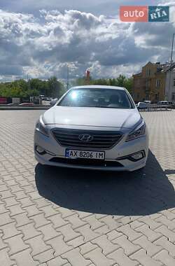 Седан Hyundai Sonata 2016 в Львове