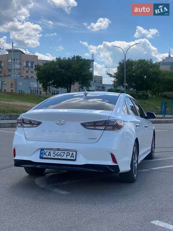 Седан Hyundai Sonata 2018 в Киеве