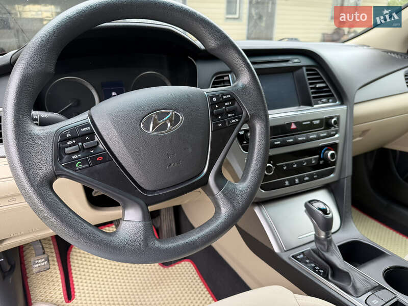 Седан Hyundai Sonata 2016 в Калуші