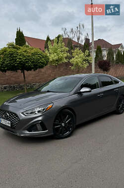 Седан Hyundai Sonata 2019 в Ровно