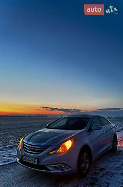 Седан Hyundai Sonata 2014 в 