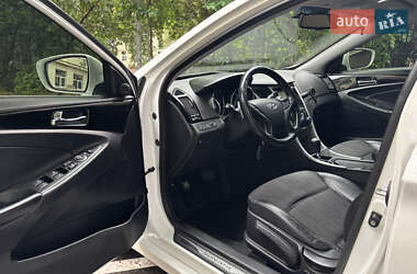 Седан Hyundai Sonata 2010 в 