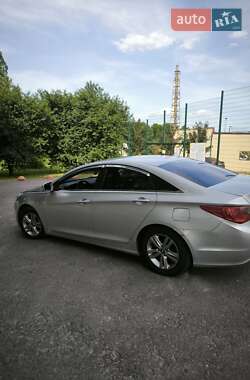 Седан Hyundai Sonata 2014 в 