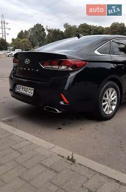 Седан Hyundai Sonata 2019 в 