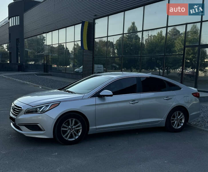 Седан Hyundai Sonata 2016 в Дніпрі