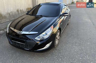 Hyundai Sonata 2011