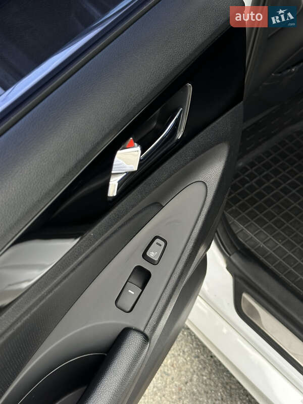 Седан Hyundai Sonata 2012 в Киеве