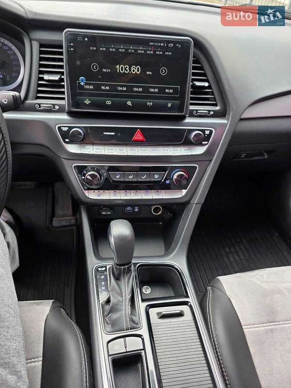 Седан Hyundai Sonata 2017 в Києві