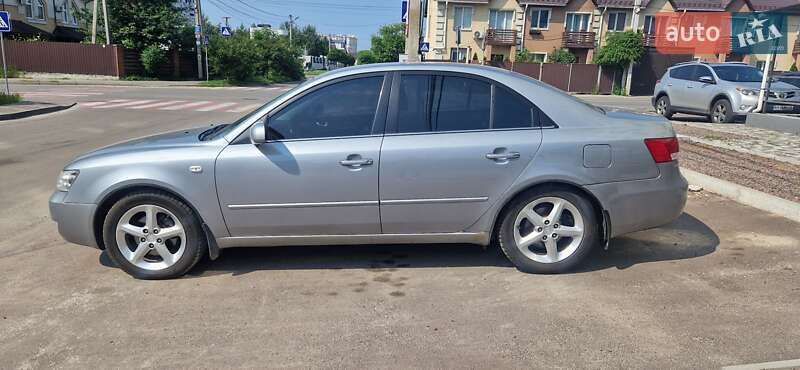 Седан Hyundai Sonata 2008 в Софіївській Борщагівці