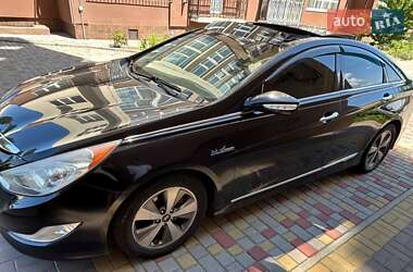 Hyundai Sonata 2011