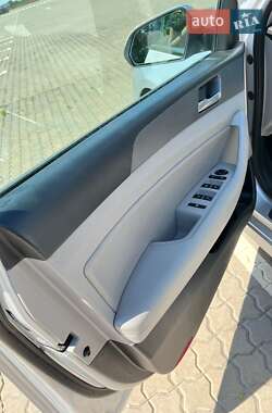 Седан Hyundai Sonata 2017 в 