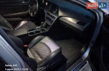 Седан Hyundai Sonata 2015 в 