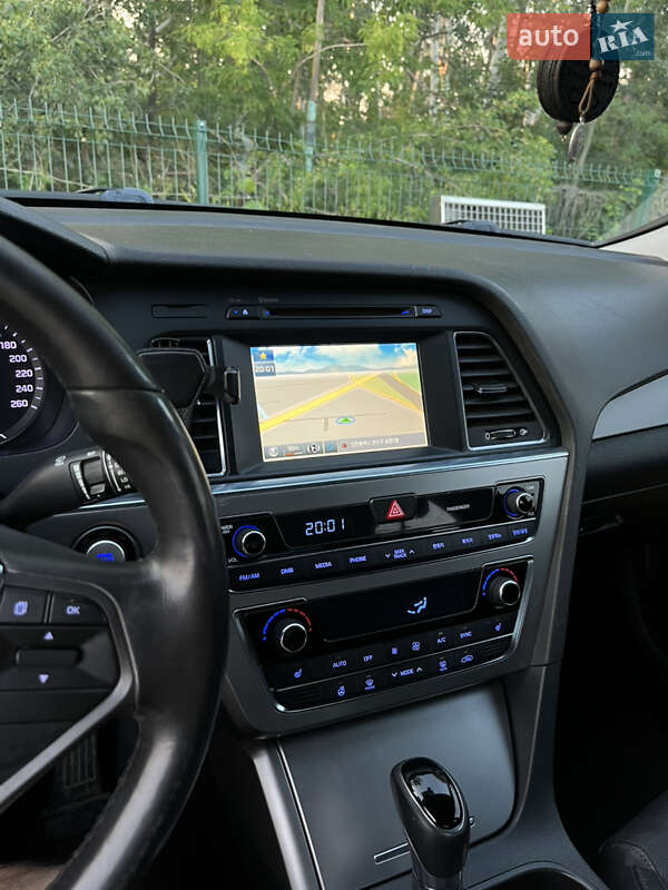 Седан Hyundai Sonata 2015 в Надвірній