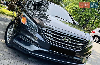 Седан Hyundai Sonata 2015 в 