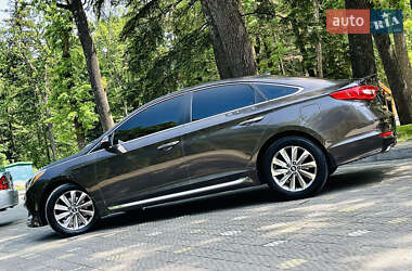 Седан Hyundai Sonata 2015 в 