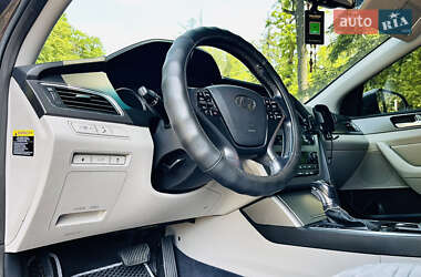 Седан Hyundai Sonata 2015 в 
