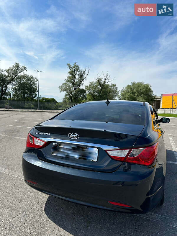 Седан Hyundai Sonata 2012 в Чернівцях
