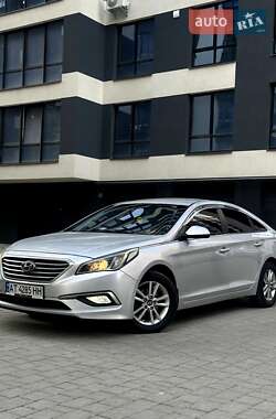 Седан Hyundai Sonata 2016 в Ивано-Франковске
