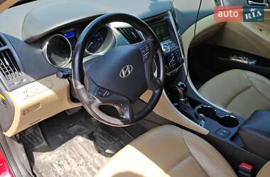 Седан Hyundai Sonata 2013 в 