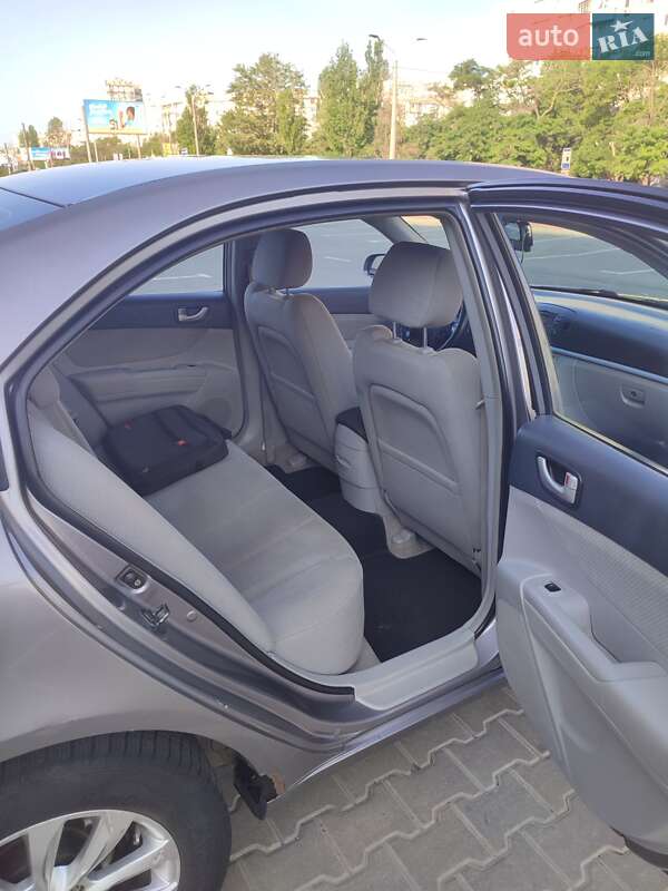 Седан Hyundai Sonata 2005 в Одесі