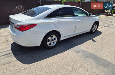 Седан Hyundai Sonata 2014 в 