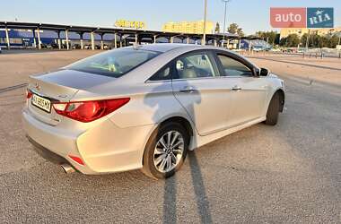 Седан Hyundai Sonata 2014 в 