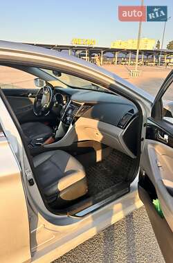 Седан Hyundai Sonata 2014 в 