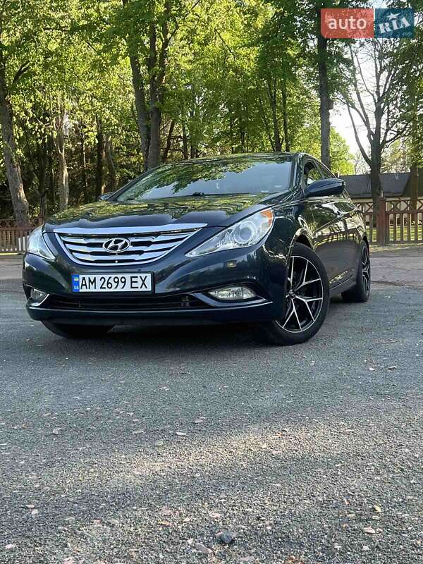 Седан Hyundai Sonata 2011 в 
