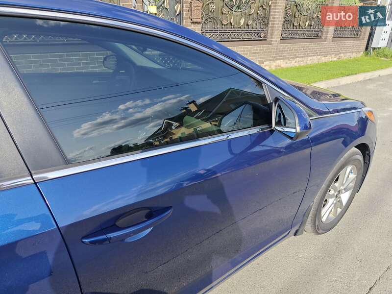 Седан Hyundai Sonata 2015 в Киеве
