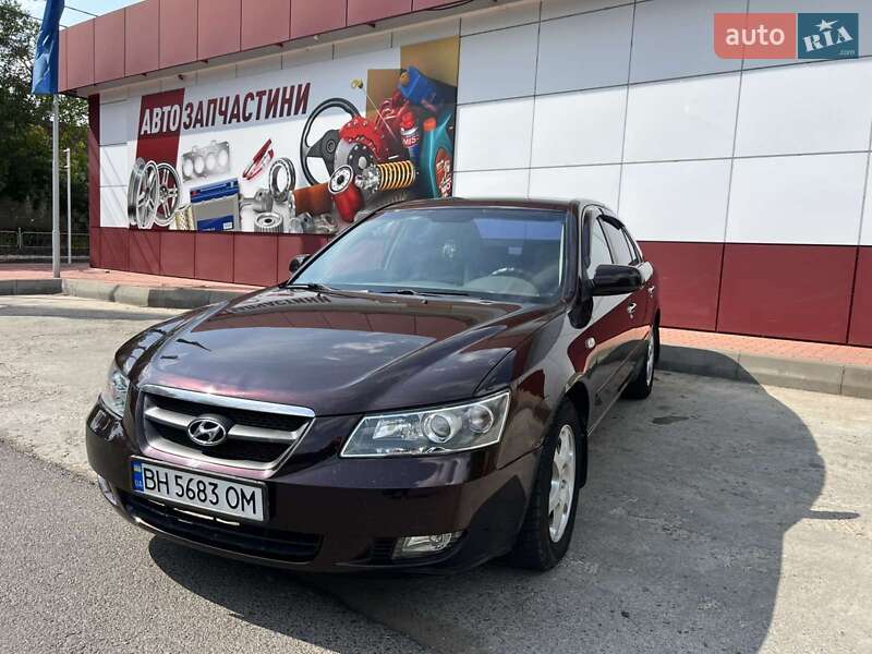 Седан Hyundai Sonata 2006 в Ізмаїлі