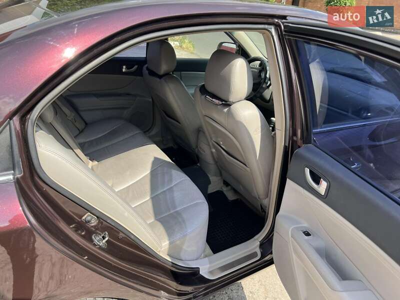 Седан Hyundai Sonata 2006 в Ізмаїлі