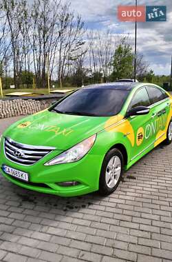 Седан Hyundai Sonata 2013 в Смеле