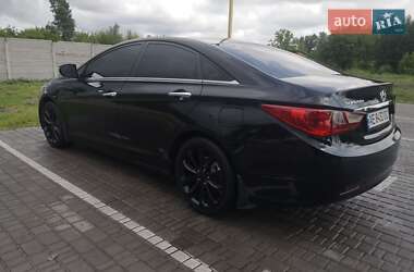 Седан Hyundai Sonata 2013 в 