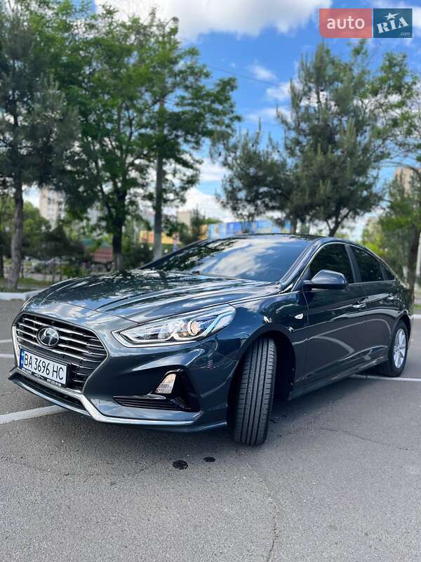 Седан Hyundai Sonata 2018 в Одессе