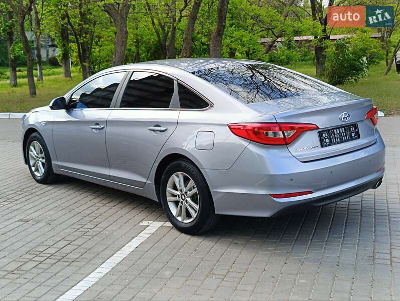 Седан Hyundai Sonata 2015 в Одессе