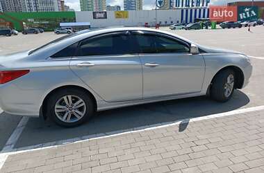 Седан Hyundai Sonata 2014 в 